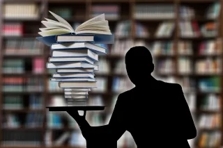 books-3205452 1920